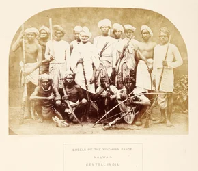 Bheels van de Vindhyan Range, Malwah, Centraal India, uit Het Volk van India, door J. Forbes Watson, gepubliceerd 1868
